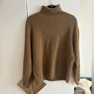 L’Academie sweater